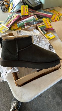Mini Ugg
