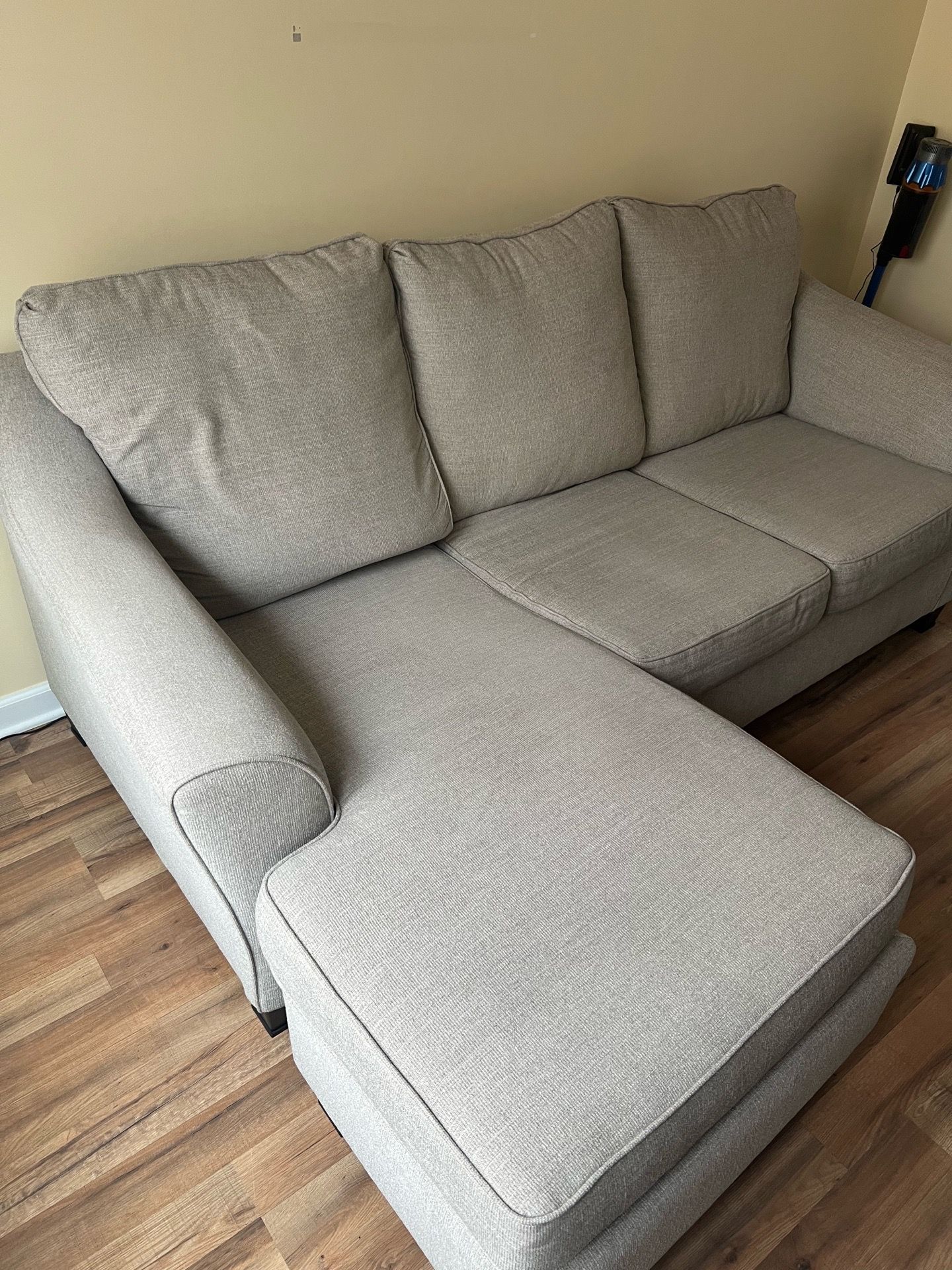 Couch for sale like purchased from Ashley’s furniture