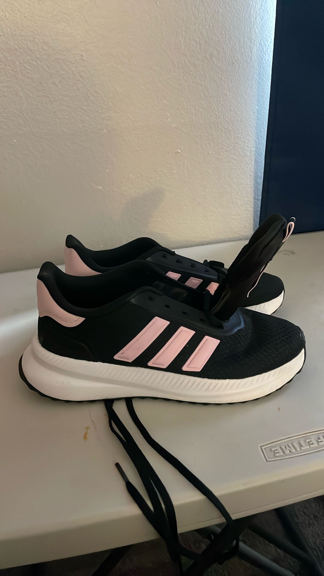 Adidas For Women’s 8.5