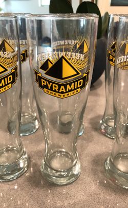 Pyramid Hefeweizen- beer glasses 🍺 🍻