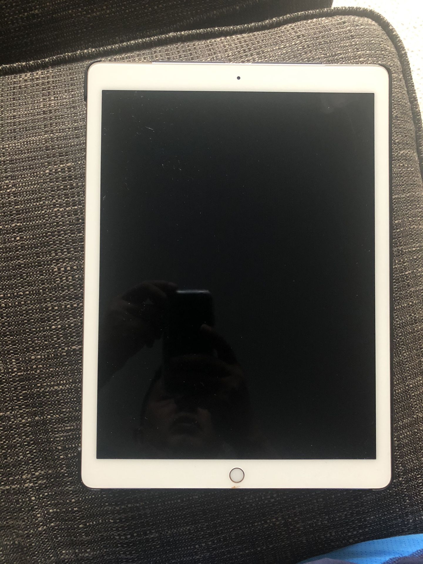 iPad Pro 12.9” 256GB WiFi+Cellular, 1st Gen