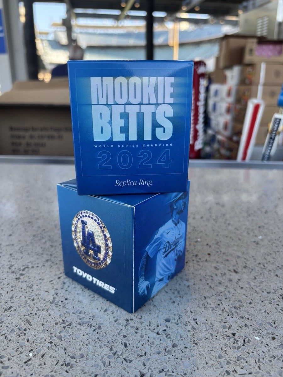 Los Angeles Dodgers Mookie Betts World Series Ring
