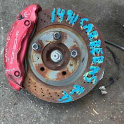 2014 Porsche Carrera S Right Front Spindle 