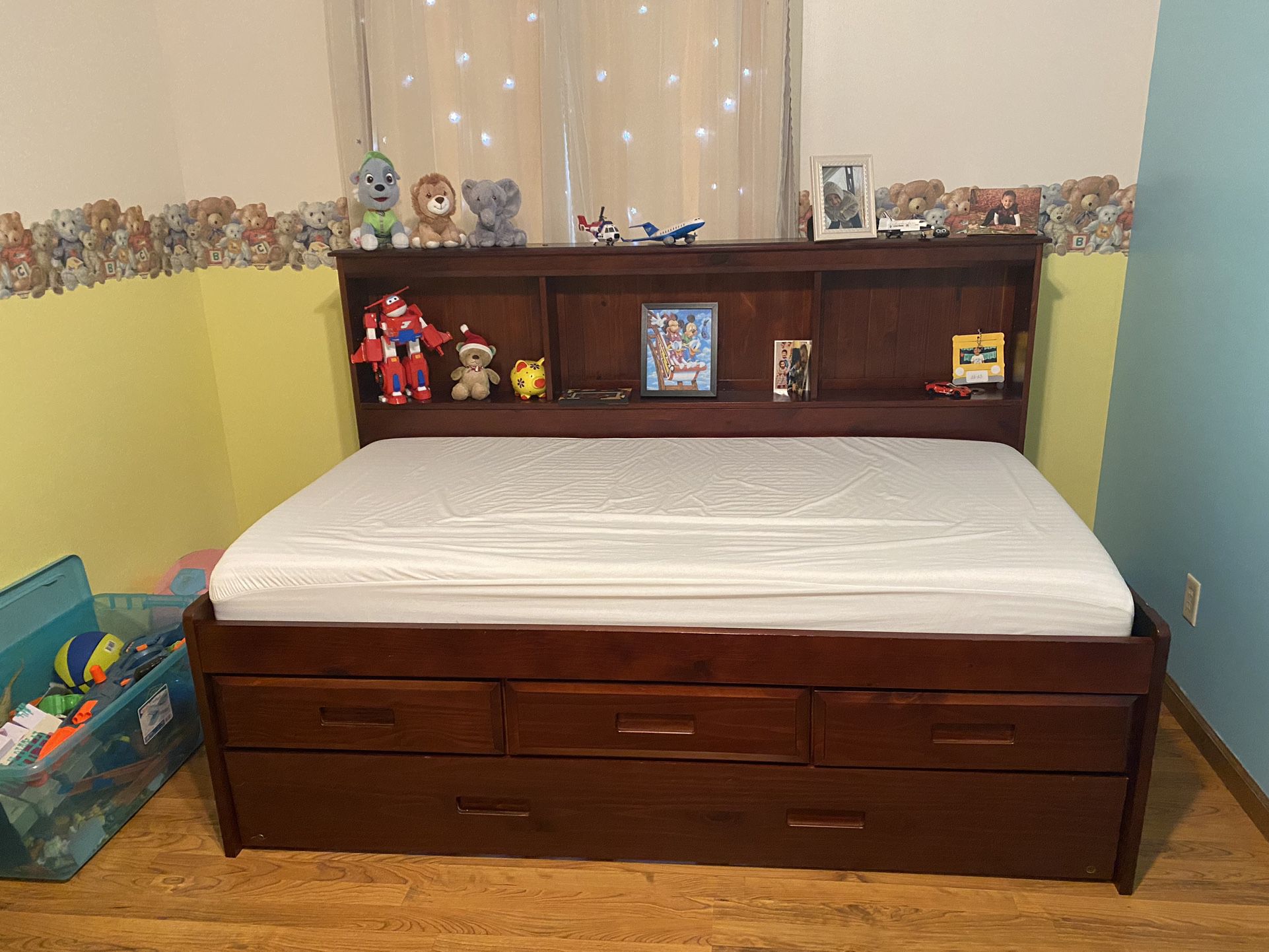 Twin Wood Trumble Bed 