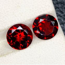 3.20 Carats Natural Mandarin Red Garnet 8mm Round Cut Pair Mozambique 