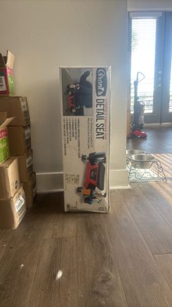 Grants Detail Seat With Wheels.