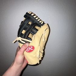 BASEBALL CATCHER GLOVES 