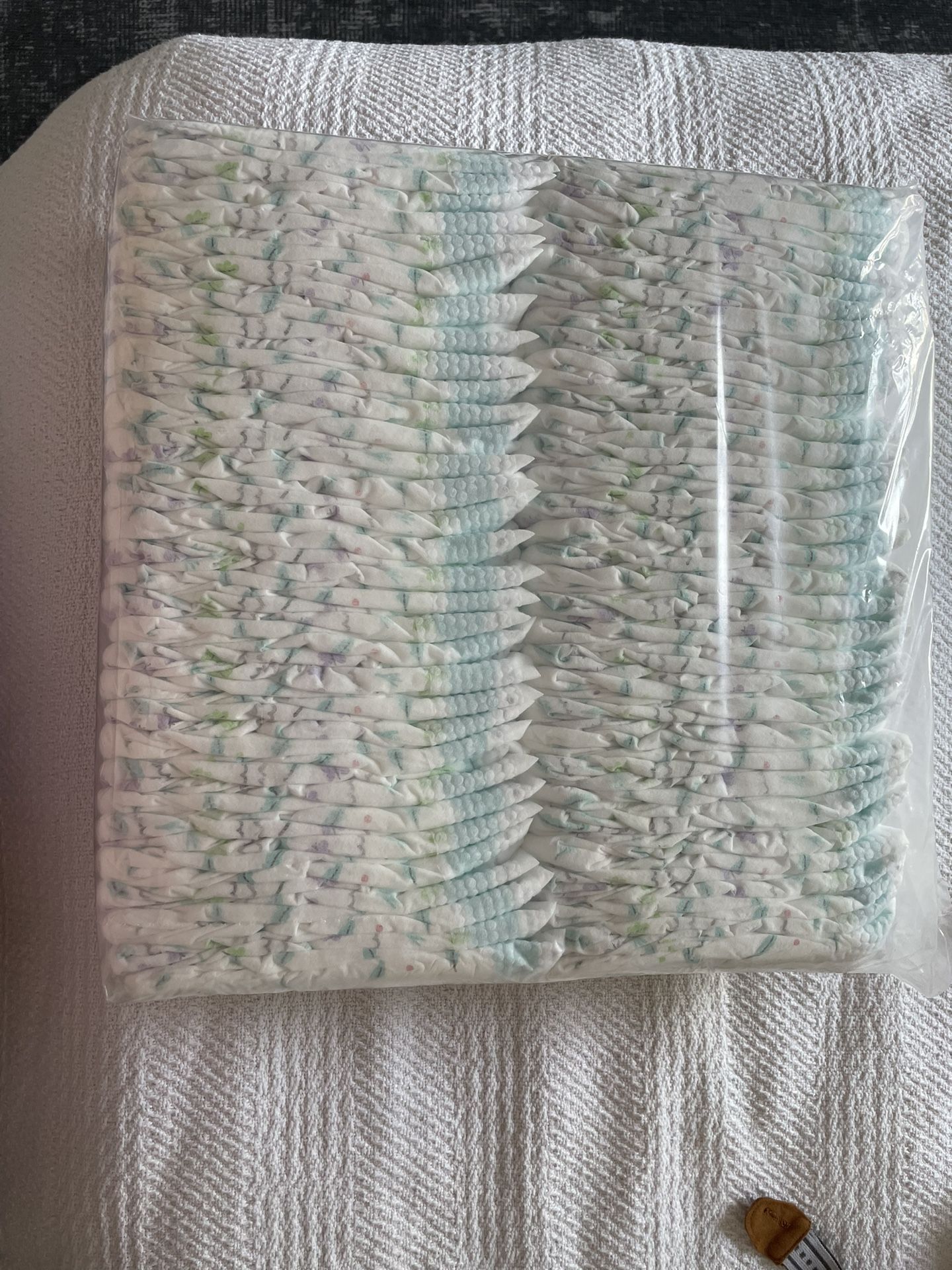64 Pampers Zize1