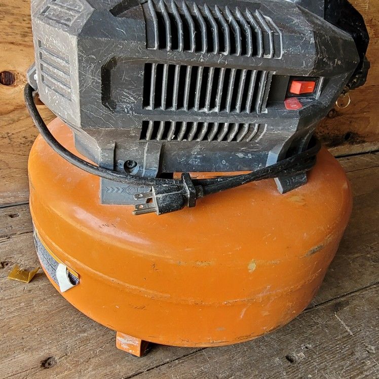 Ridgid 6 Gal. Portable Electric Pancake Air Compressor for Sale in