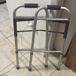 Guardian Premium Easy Care - Dual Release Folding Walker Adjustable Height Aluminum Frame 300 lbs. Weight Capacity 32-1/2 to 39-1/2 Inch Height - G307