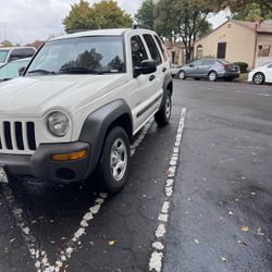 2004 Jeep Liberty 