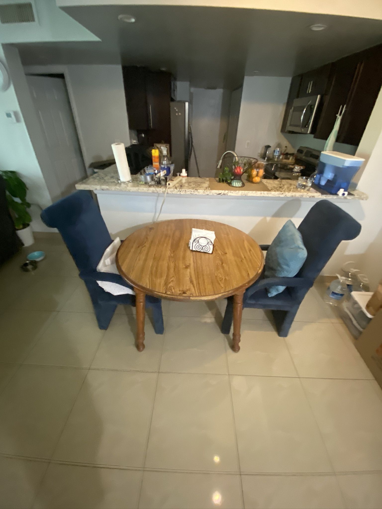 Dinning Table And Chairs