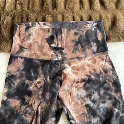 Lululemon diamond dye seashell smoke