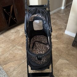 Pet Gear Small Breed Dog Stroller LIKE NEW ONLY USED ONCE!!