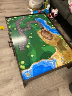 Free Kids train table