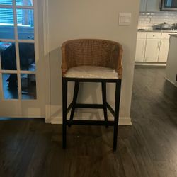 Safavieh Brando. Bar Stool