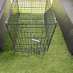 Dog Cages.         O.b.0