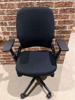 Steelcase Leap V2 fully loaded Black color In Clean condition