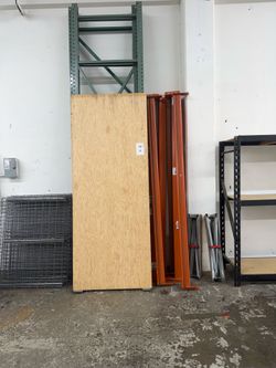 Pre-engineered pallet racks