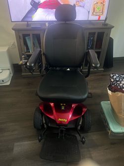 Electric wheelchair