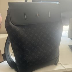 NEW CONDITION LV BACKPACK