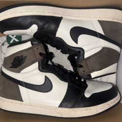 Dark Mocha Jordan 1 Retro High Size 8