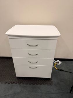 Midmark M4 treatment cabinet