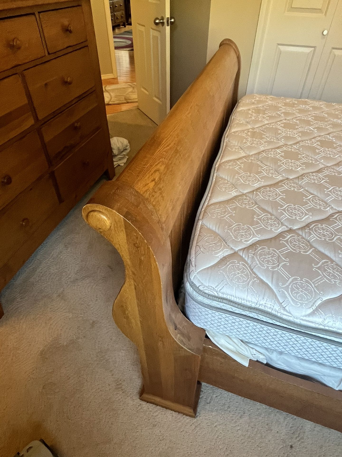 Queen Bedroom Set, Sleigh Bed, Dresser, Mirror, Side Table for Sale in