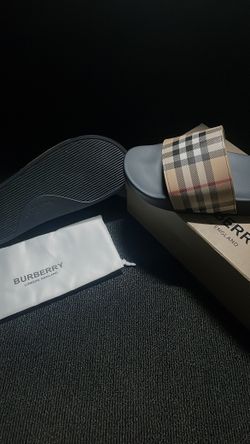 Burberry Slides 