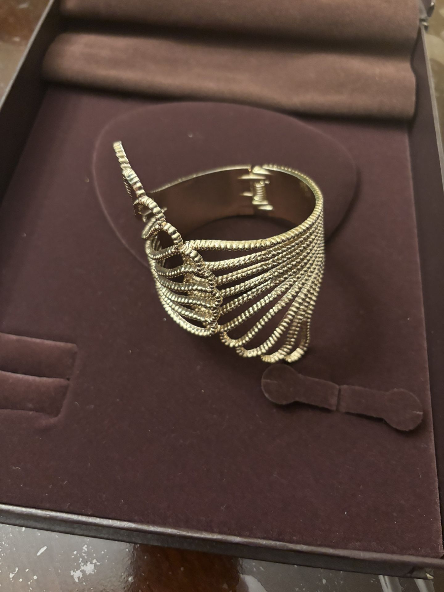 Elegant Gold Women’s Bracelet 
