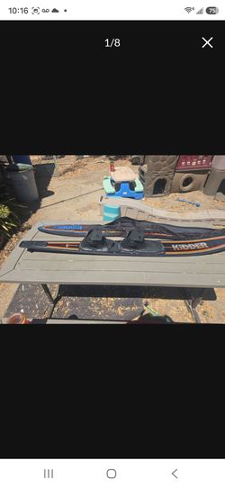 Kidder slalom water ski