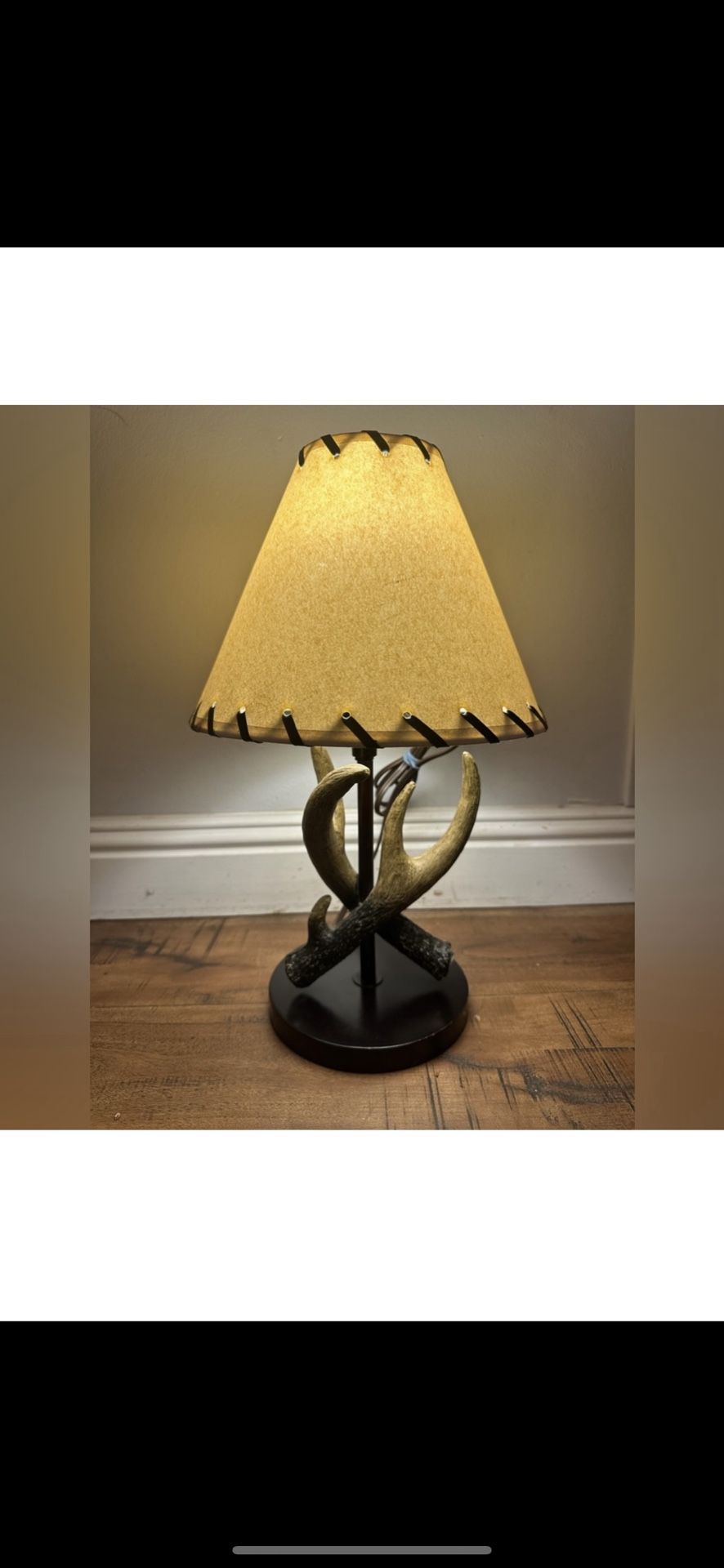 Vintage Faux Antlers Lamp