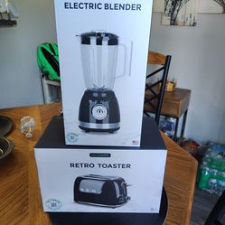 Blender and toaster