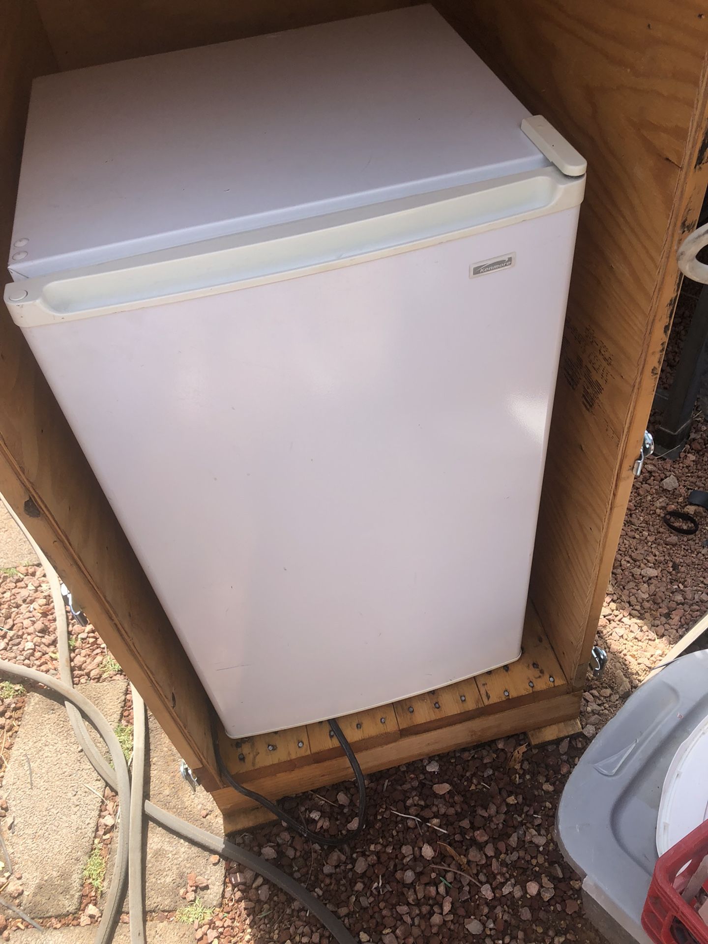 Kenmore Mini Fridge for Sale in Scottsdale, AZ OfferUp