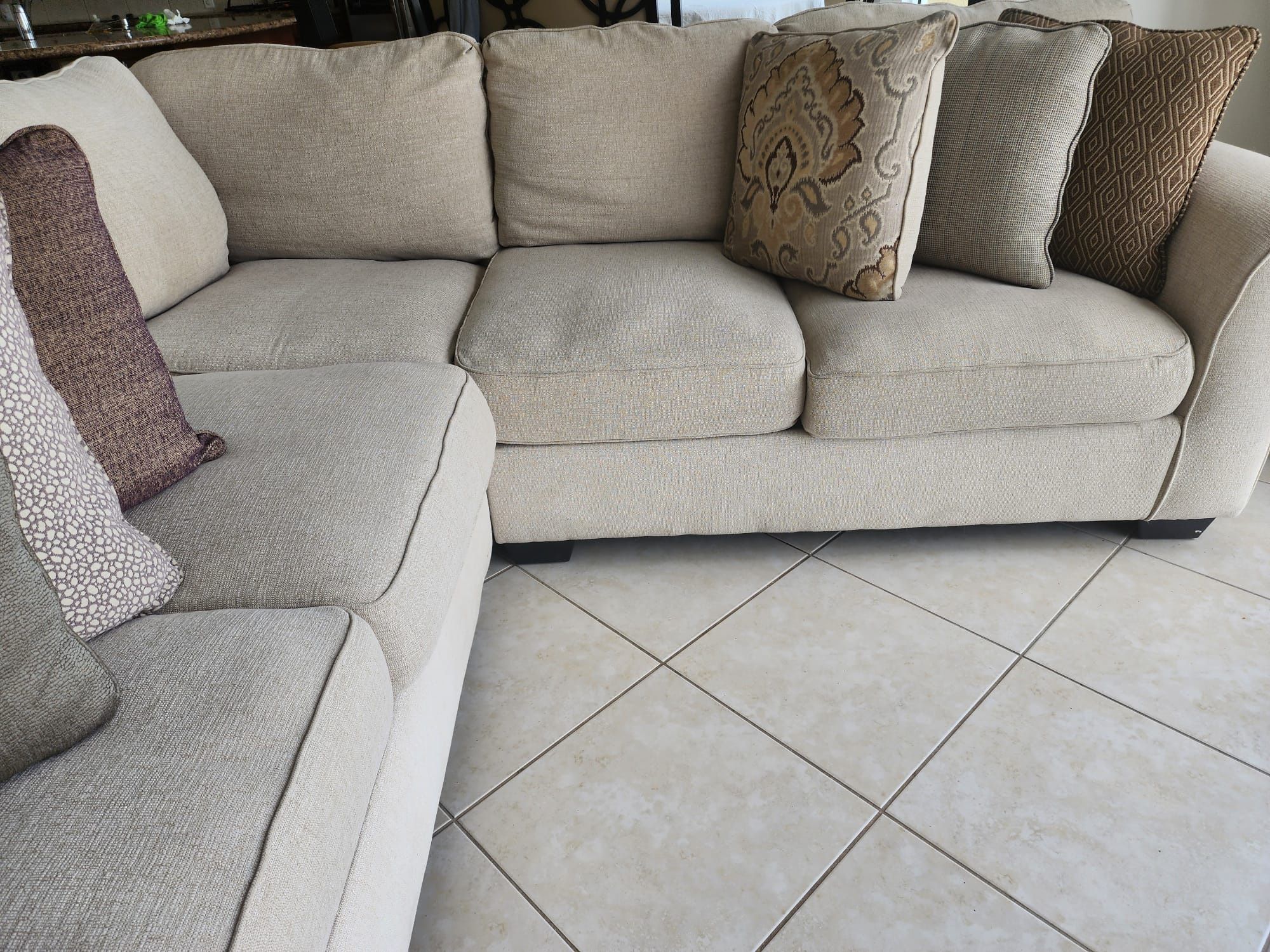 Sectional - Sofa