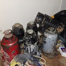 Botle Jacks Used 100 Dollars For All Or 25 Each