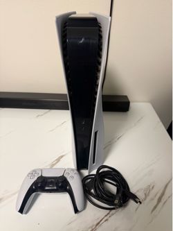 Sony PlayStation 5 PS5 Disc Edition Console w/ Controller & Cables