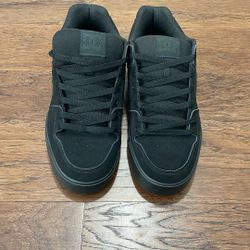 Black DC Shoes 