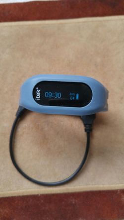 iTek Activity Tracker