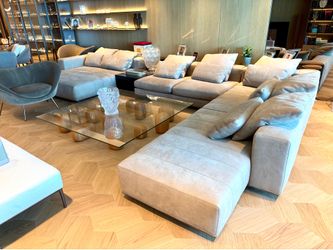 Minotti Freeman Leather Sofa