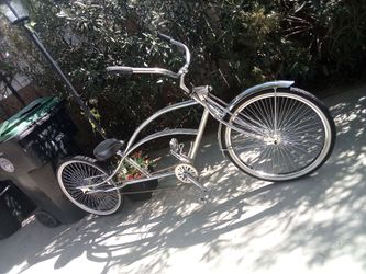 Lowrider style limo bike (stretched )