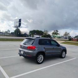 2017 Volkswagen Tiguan limited For Sale