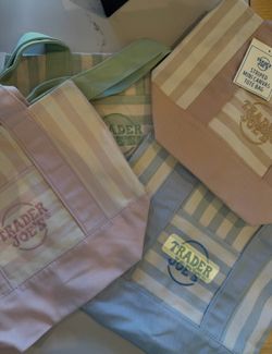 Limited Edition Trader Joe Bag’s