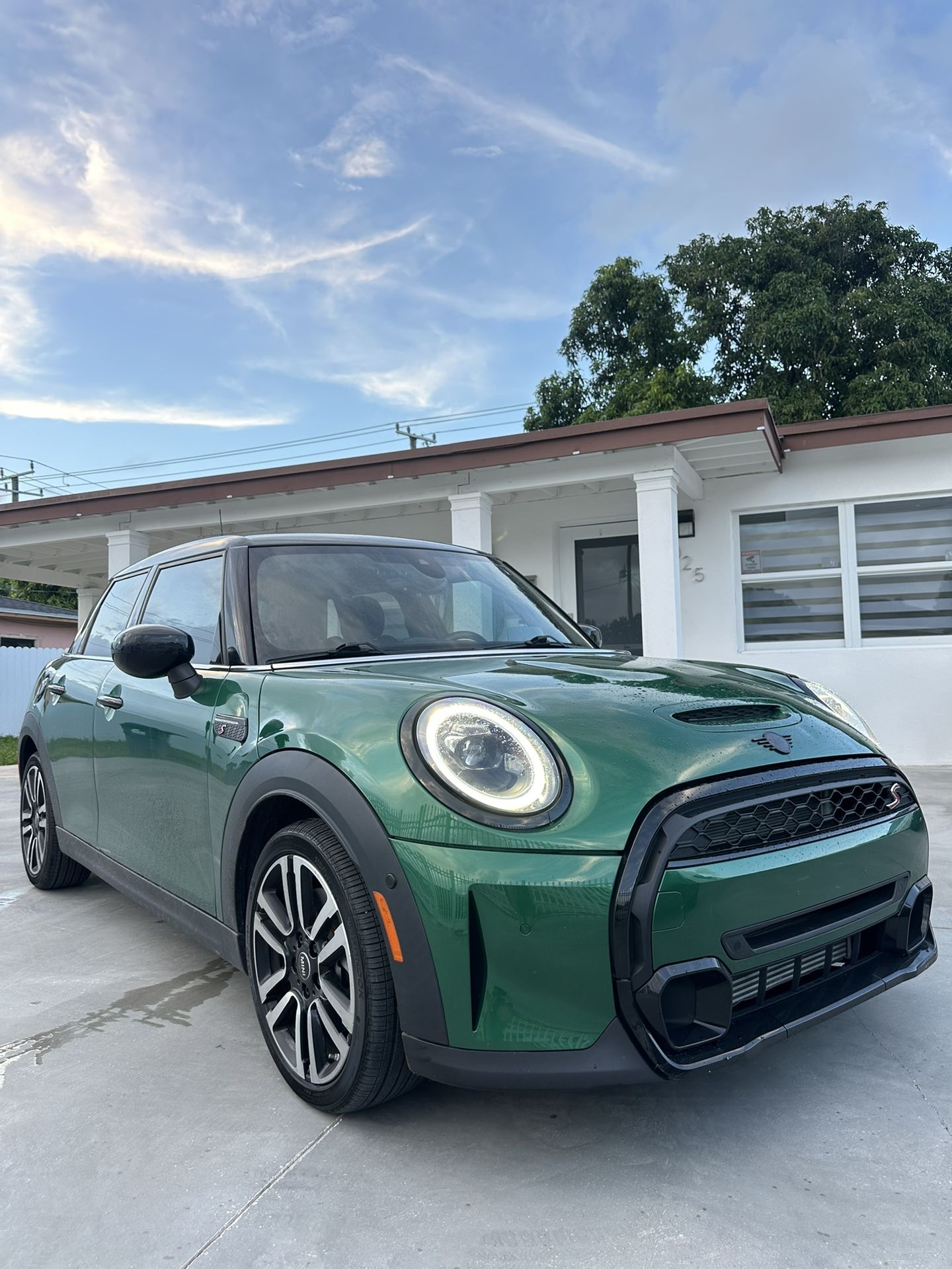mini cooper s hardtop 4 door ( private owner ) mini cooper bmw audi infiniti mercedes benz lexus nissan bmw 328i 330i 535i