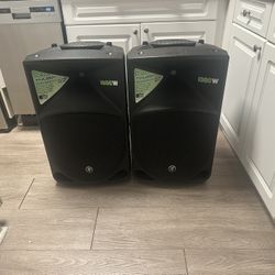 Mackie Thump 15 1000W Series