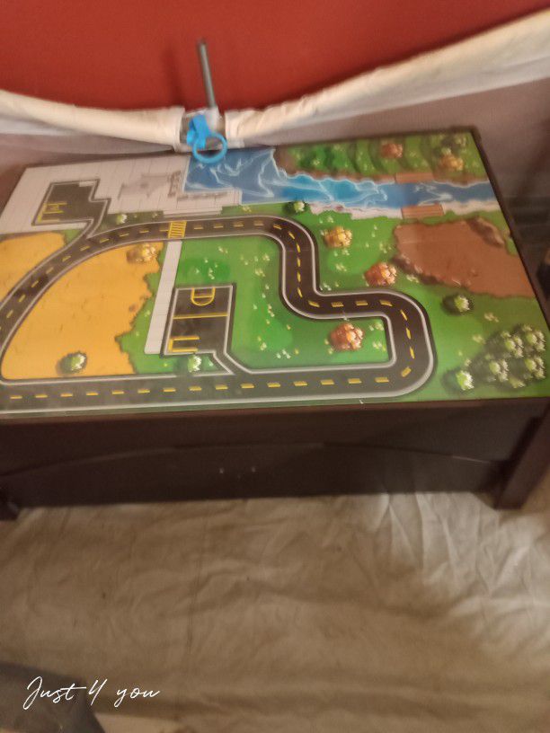 Kid Craft Cars Driving Table.