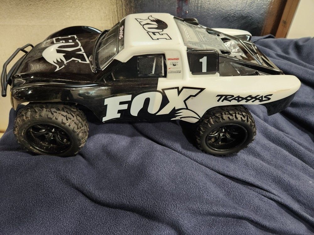 LCG Traxxas Slash 4x4 Brushless 4000kv Waterproof With Aluminum Digital Servo And Extras