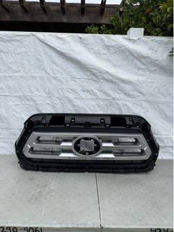 2016 2017 2018 2019 2020 2021 2022 2023 TOYOTA TACOMA FRONT GRILLE OEM USED