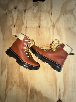 Dr.Martens boots