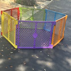 North States Pet Play Yard 6 Panels Each One 32.5w 26h